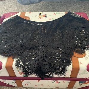 Victorias Secret black and white lace cover up shorts small